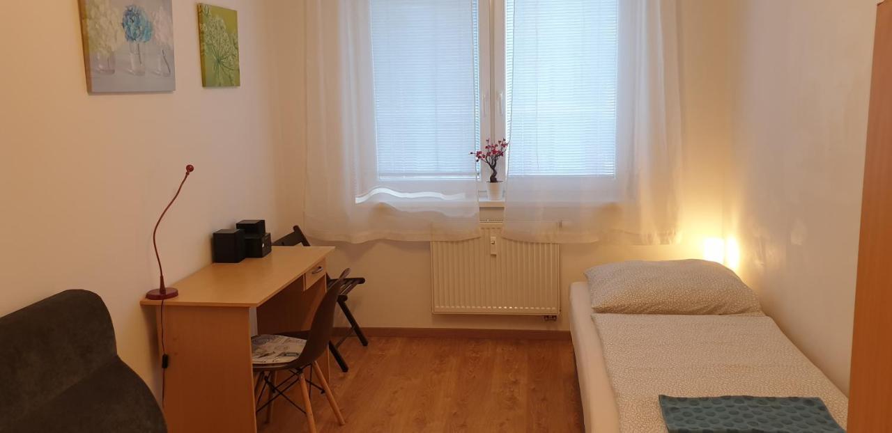 Apartman Bratislava City & Parking מראה חיצוני תמונה