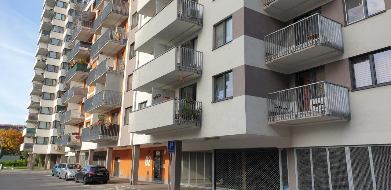 Apartman Bratislava City & Parking מראה חיצוני תמונה
