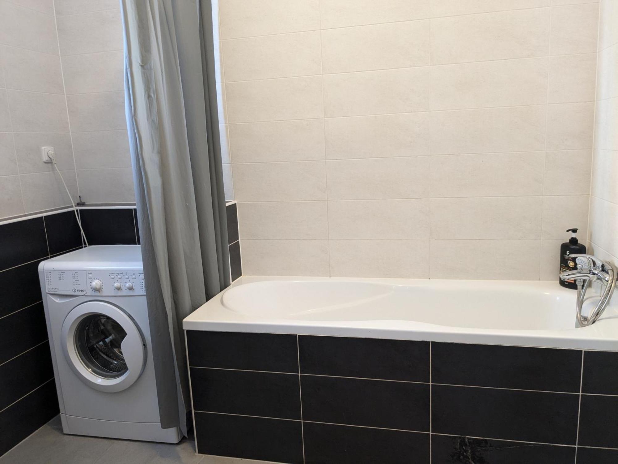 Apartman Bratislava City & Parking מראה חיצוני תמונה